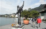 západní Švýcarsko - Švýcarsko - Montreux - socha F.Mercuryho na nábřeží, natočil zde svou poslední desku